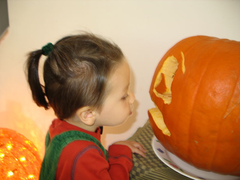 Allistair meets the jack-o-lantern