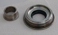 Bearing retainer and outer thrust sleeve