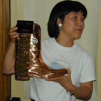 Jessica and the boot, 2001